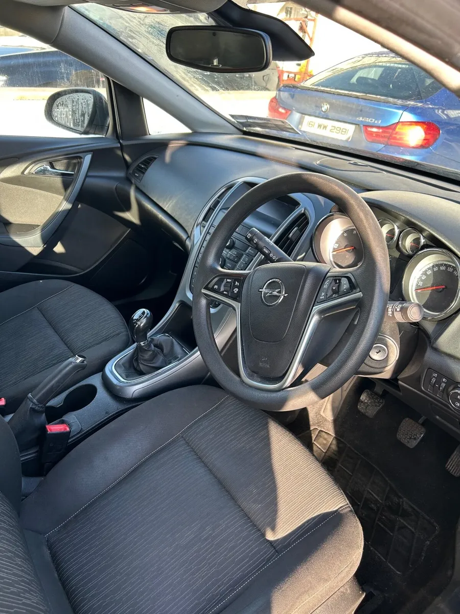 Opel Astra 2016 - Image 3