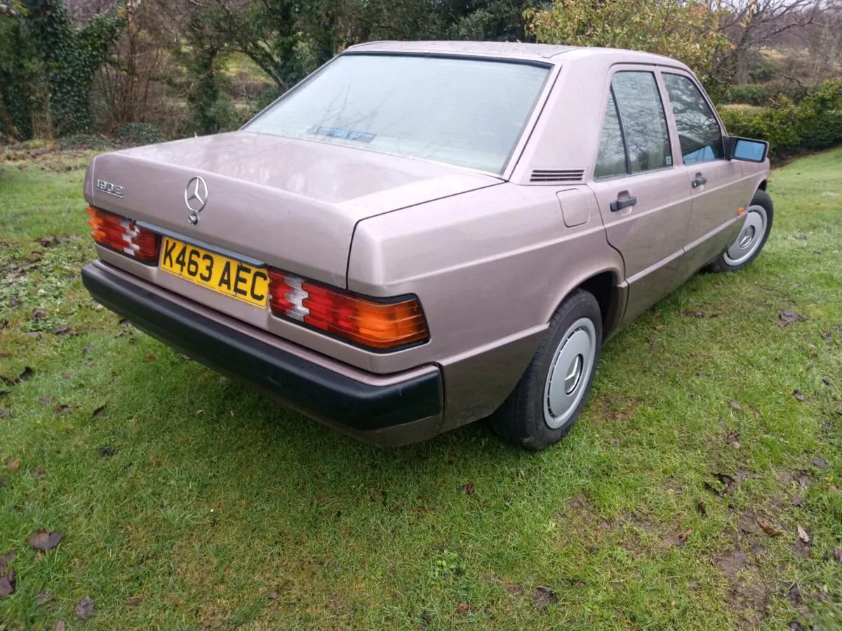 .   Mercedes 190 auto. + Golf diesel - Image 3