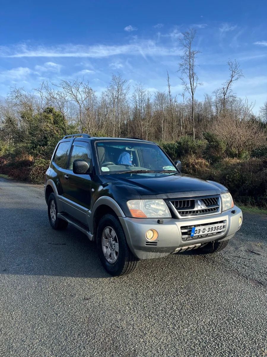 Mitsubishi pajero 2.5 - Image 1
