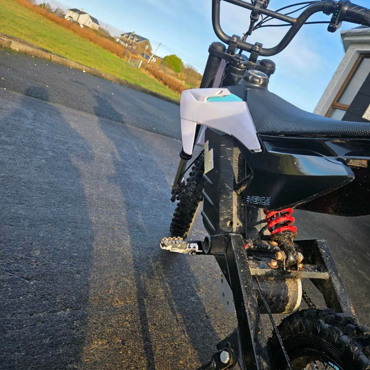 Electric dirt bike - Image 2