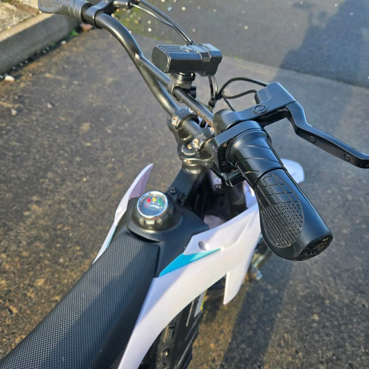 Electric dirt bike - Image 4