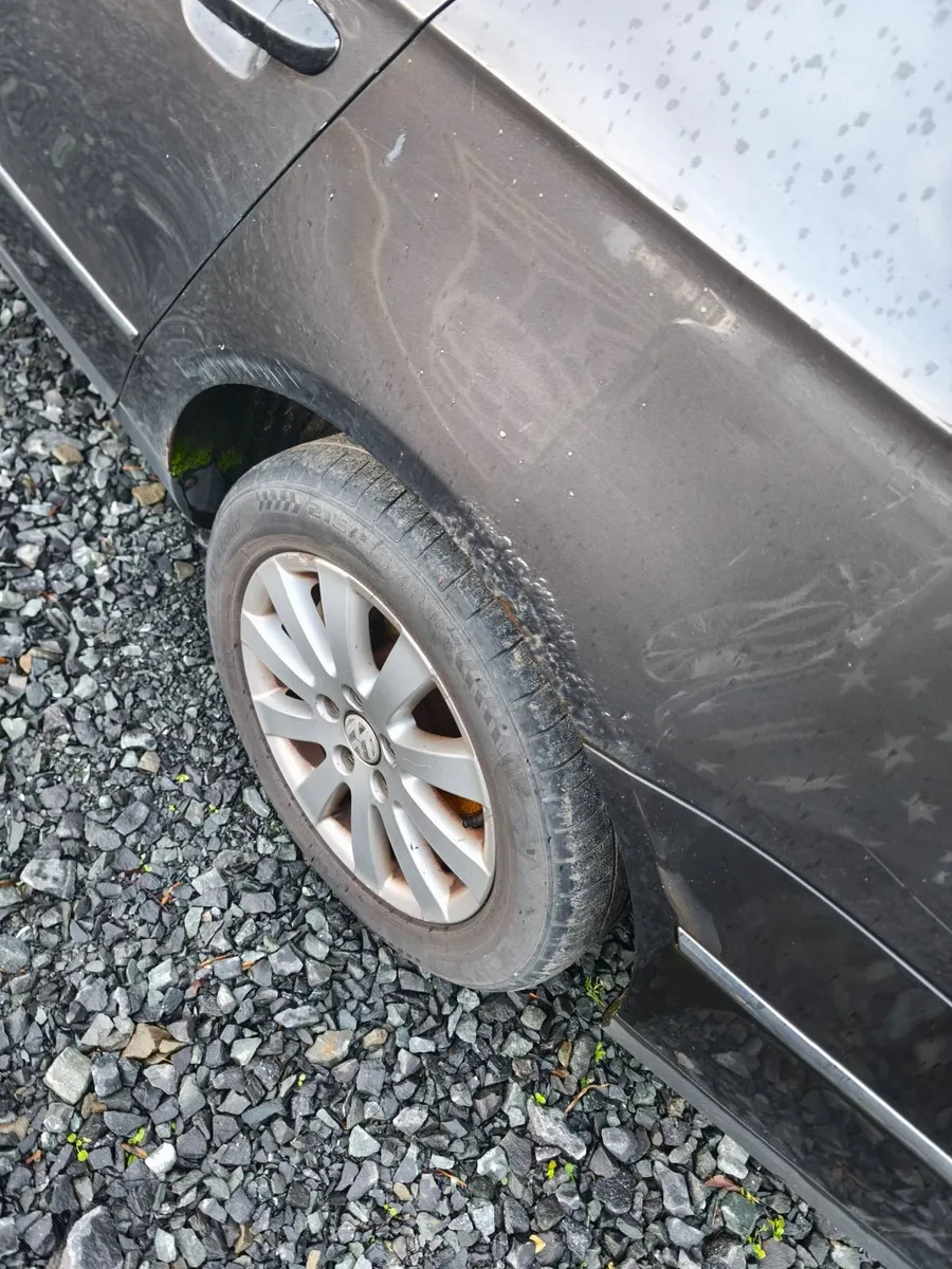 Volkswagen Passat 2008 - Image 3