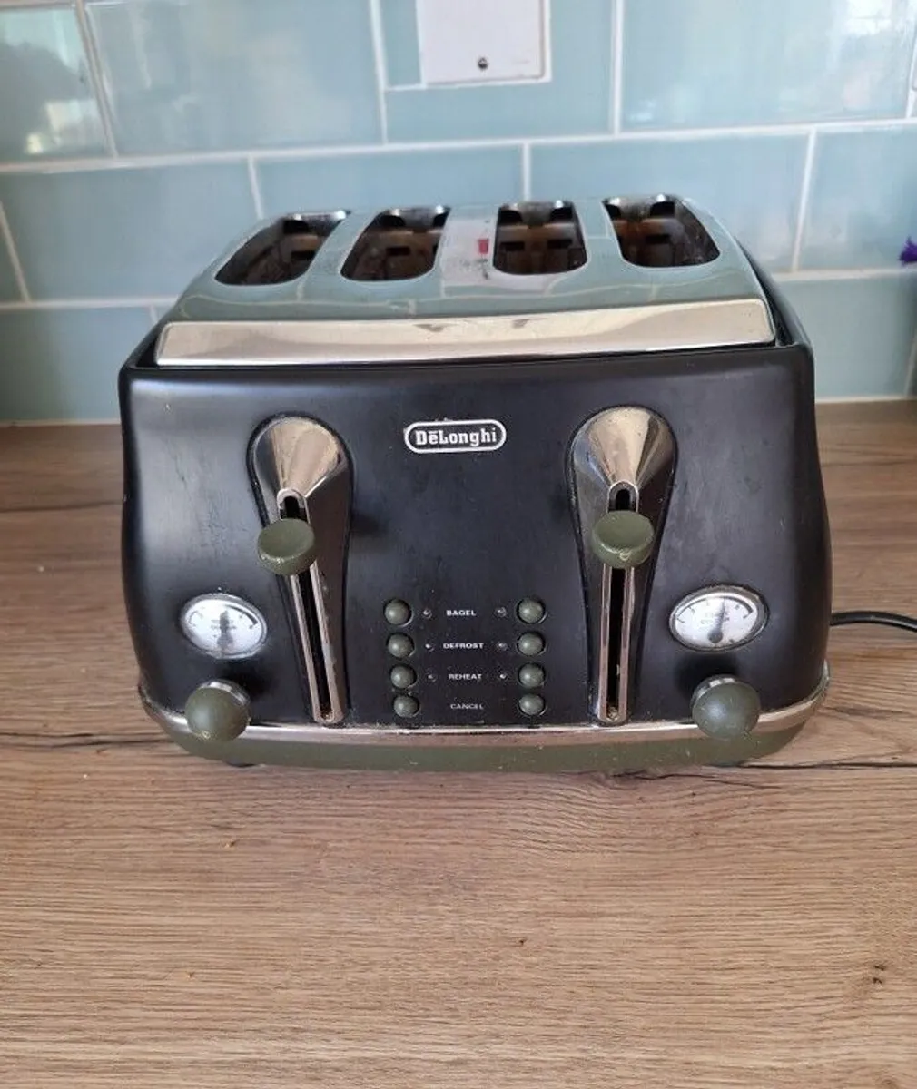 De Longhi Toaster - Image 2