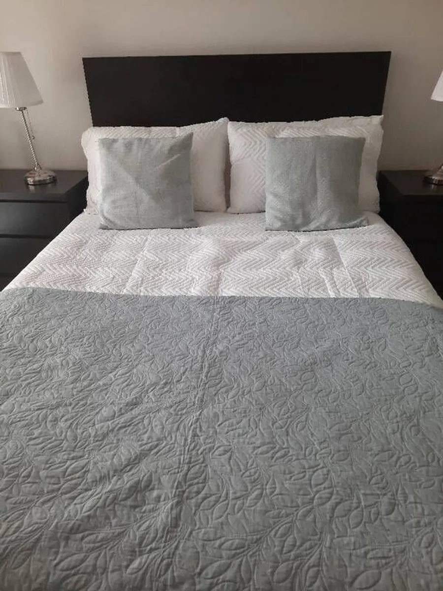 Divan Double Bed with Drawers - Image 2