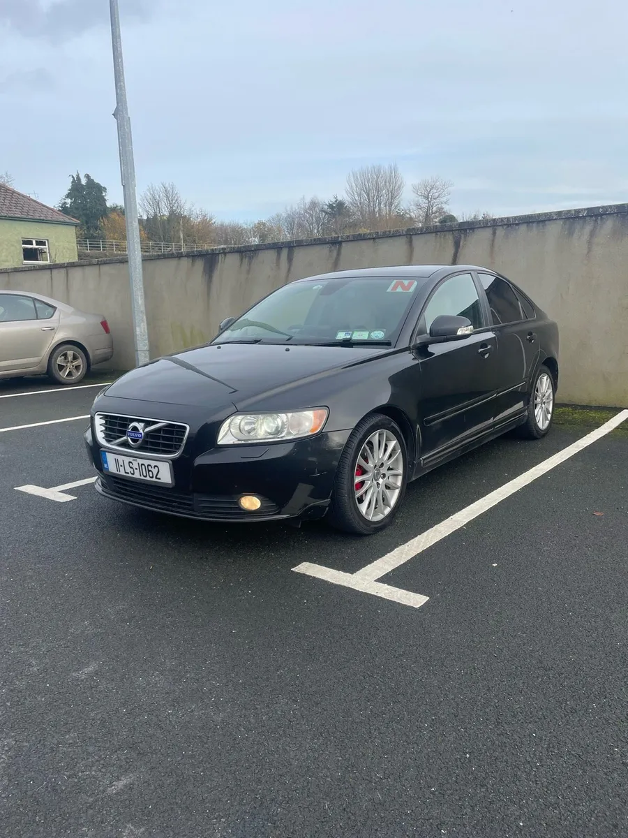 2011 Volvo S40 Full Year Test - Image 1