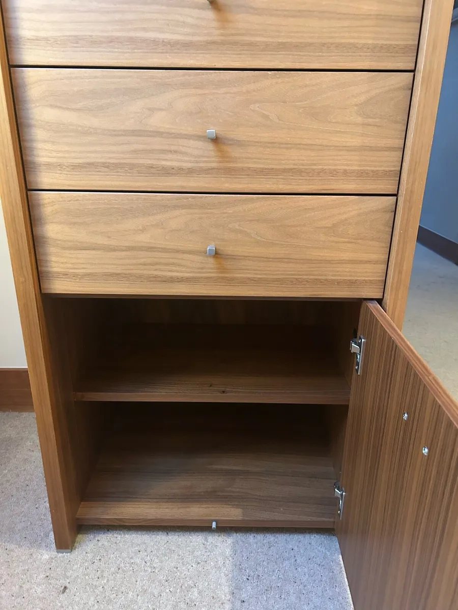 Walnut cabinet with drawers - Image 3