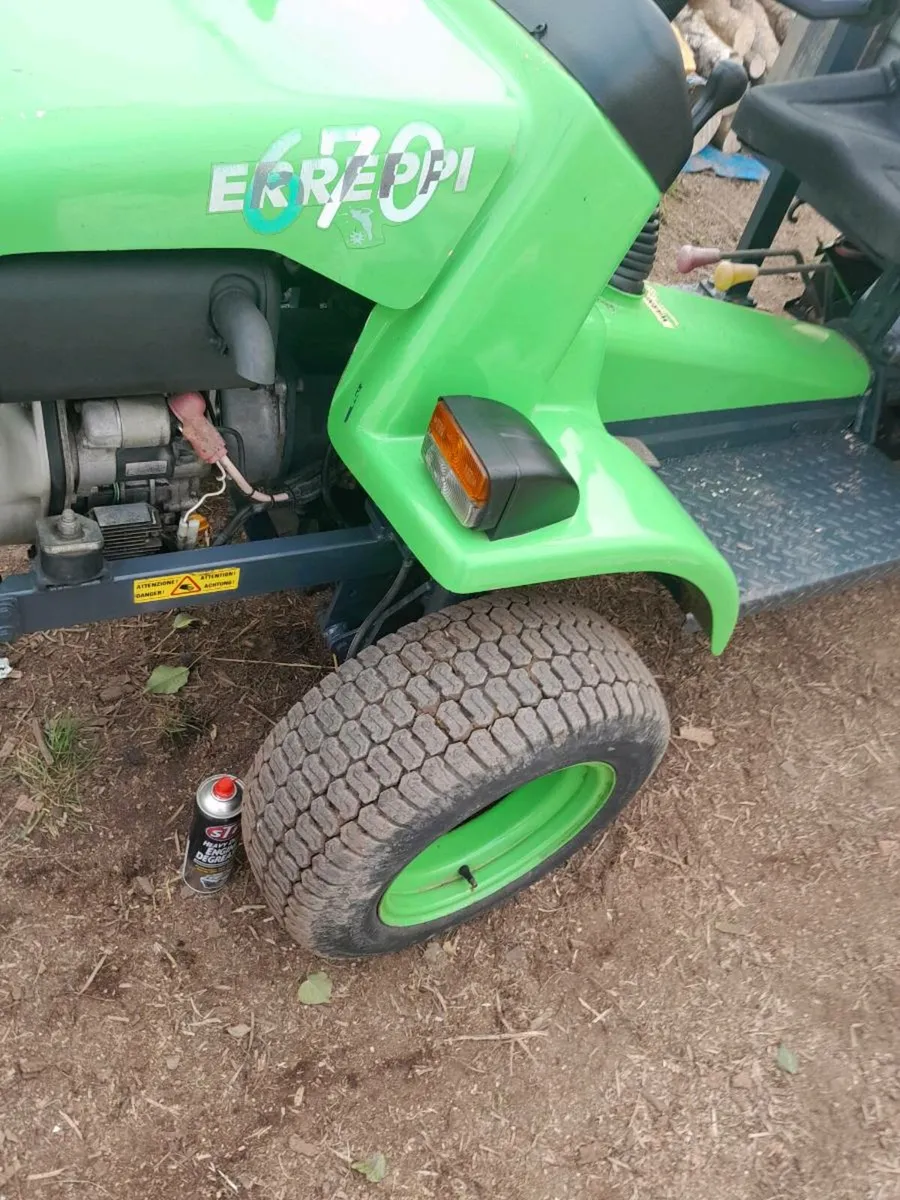 John deere - Image 2