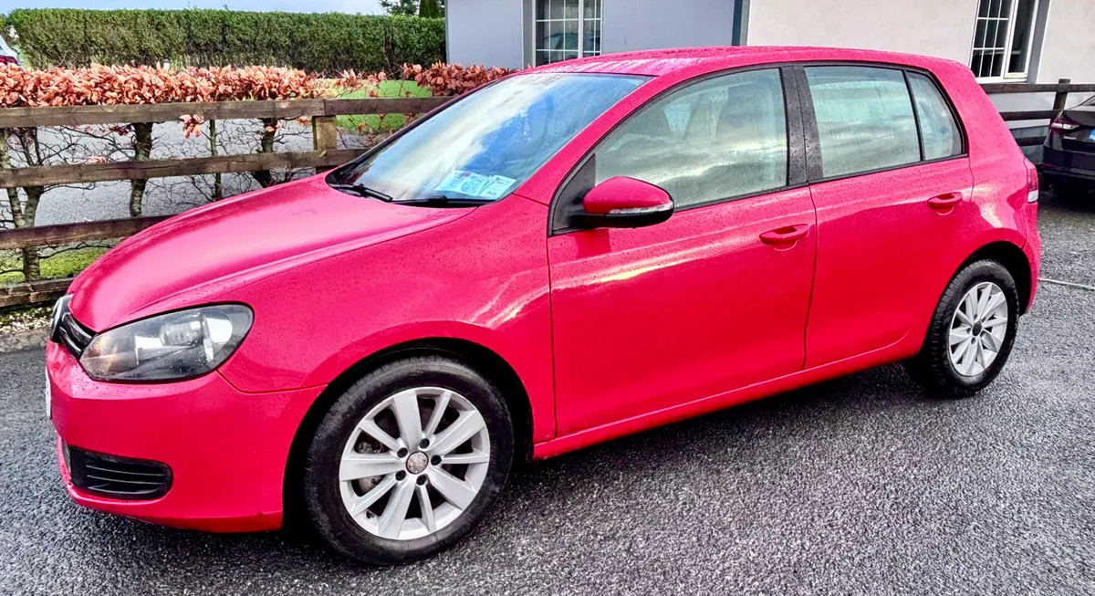 2011 VOLKSWAGEN GOLF 1.4L Petrol AUTOMATIC - Image 2