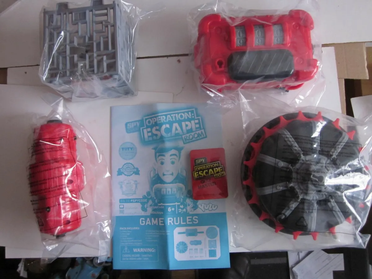 Operation Escape Room Board Game New - Image 4