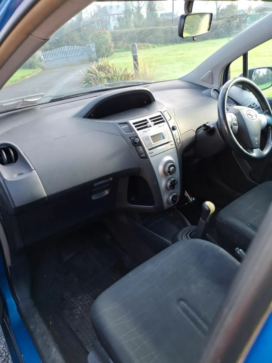 Toyota Yaris 2007 (NCT exp.  Dec 2026) - Image 2