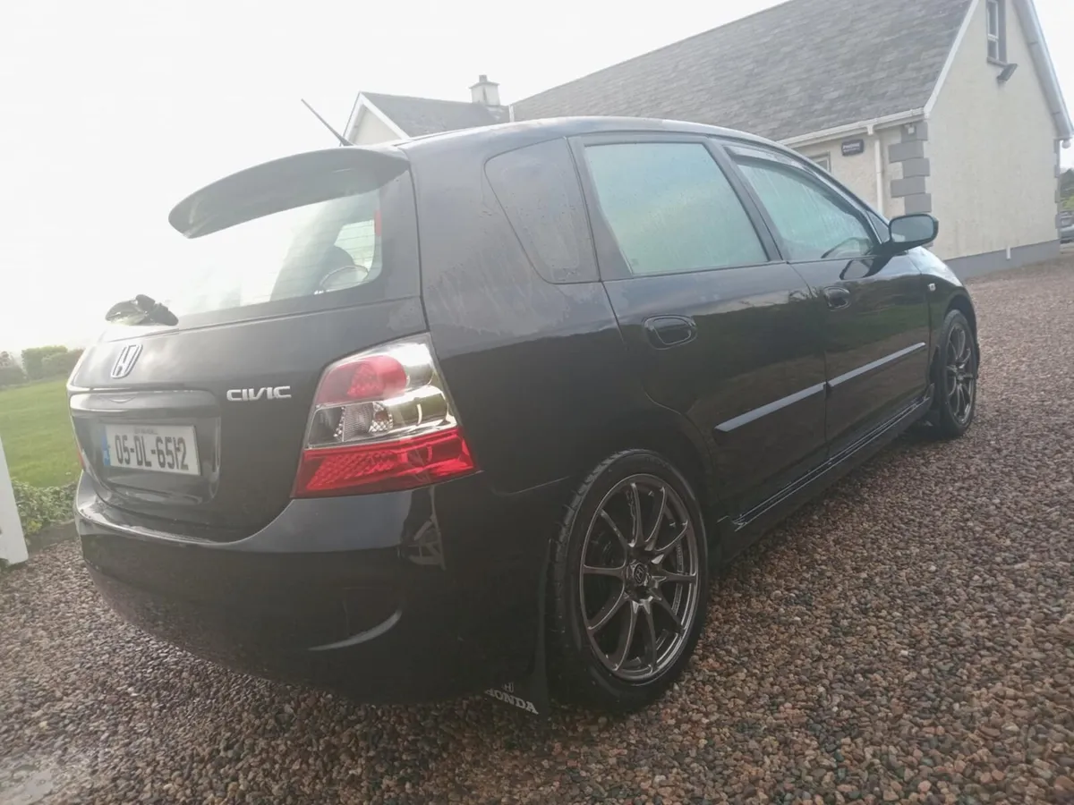 Honda Civic 1.4 - Image 3