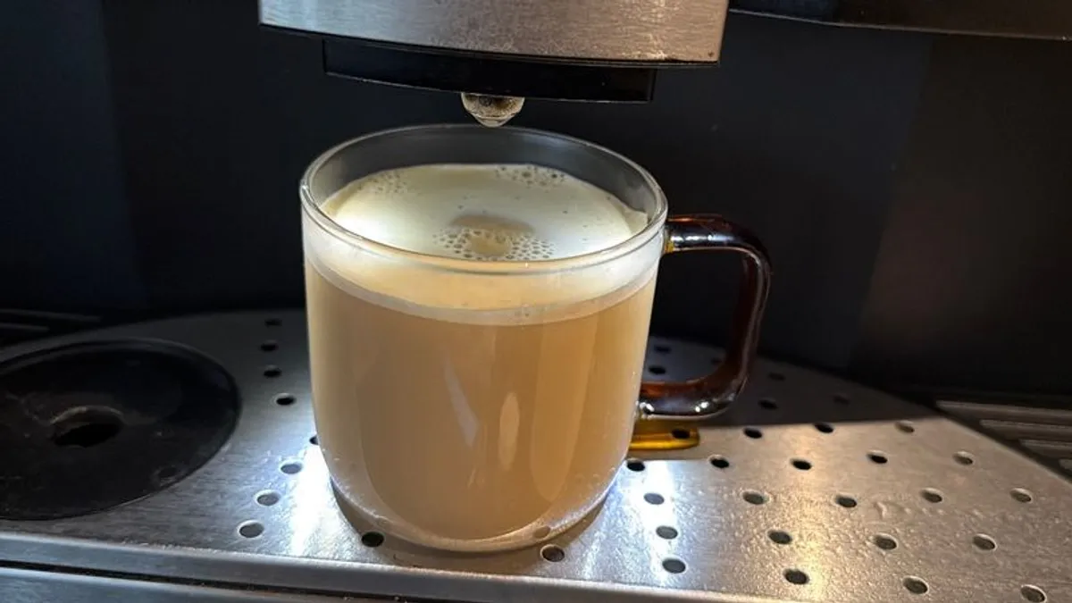 Miele Built in Nespresso Coffee Machine - Image 4