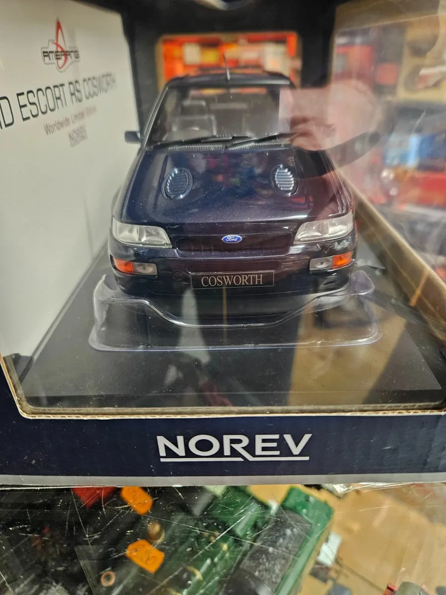 Corgi Norev Ford Escort Cosworth 1.18 - Image 3