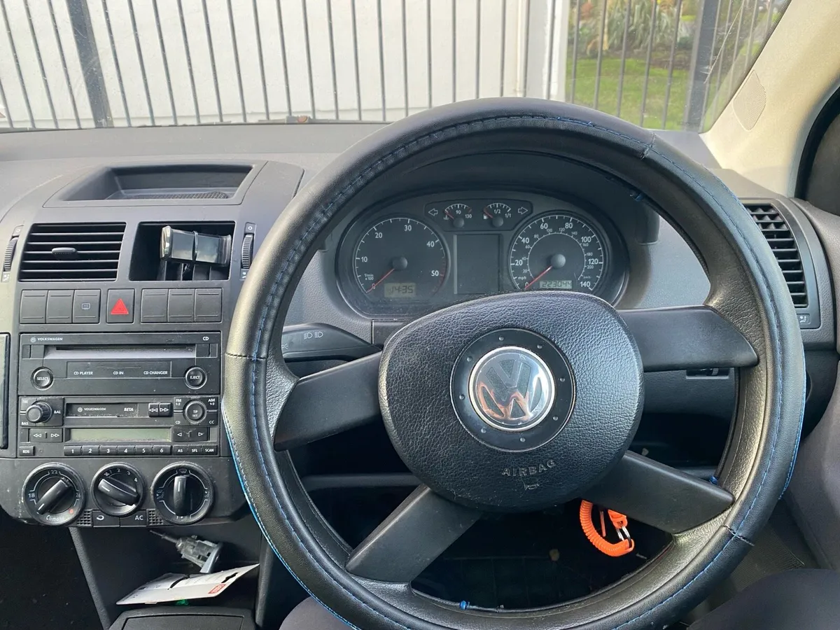 Volkswagen Polo 2005 – Diesel - Image 4