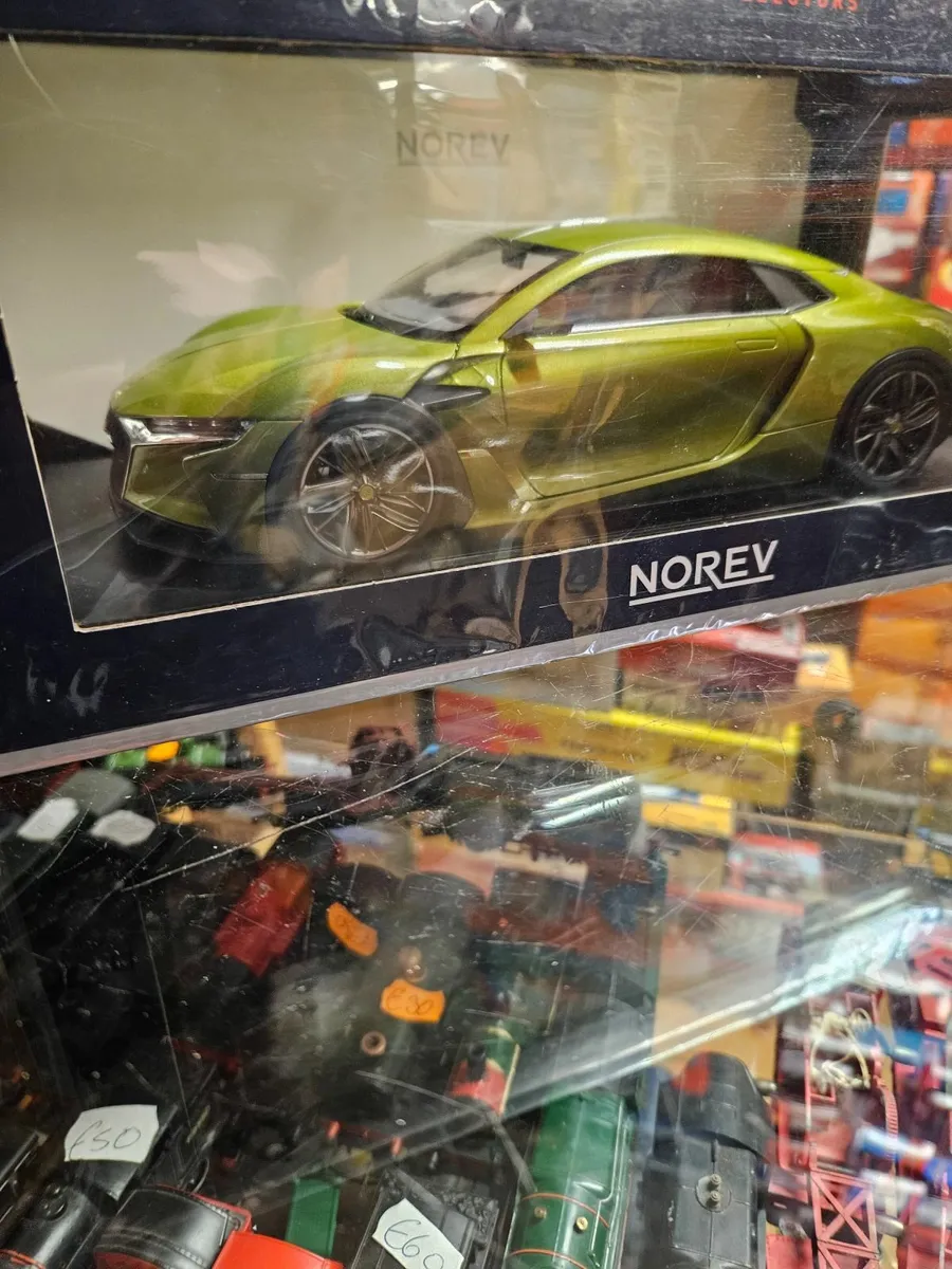 Corgi Norev DS E-Tense 1.18 - Image 3