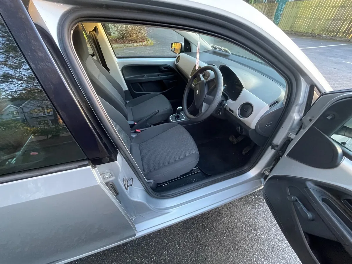 SEAT Mii 2013 AUTOMATIC - Image 3