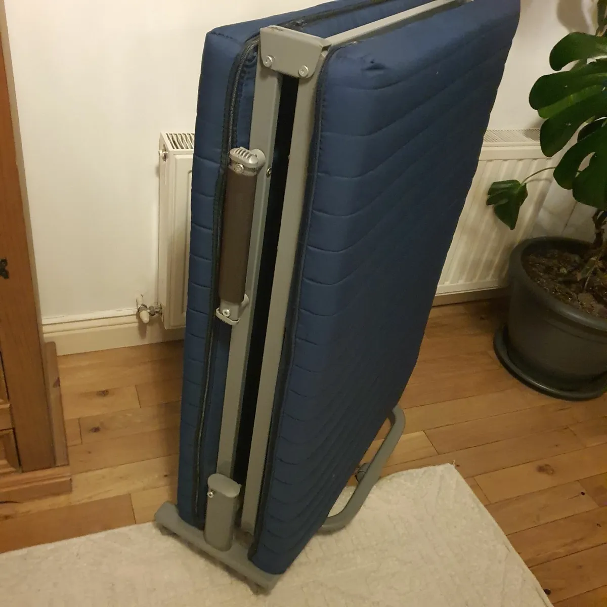 Single foldable bed - Image 4