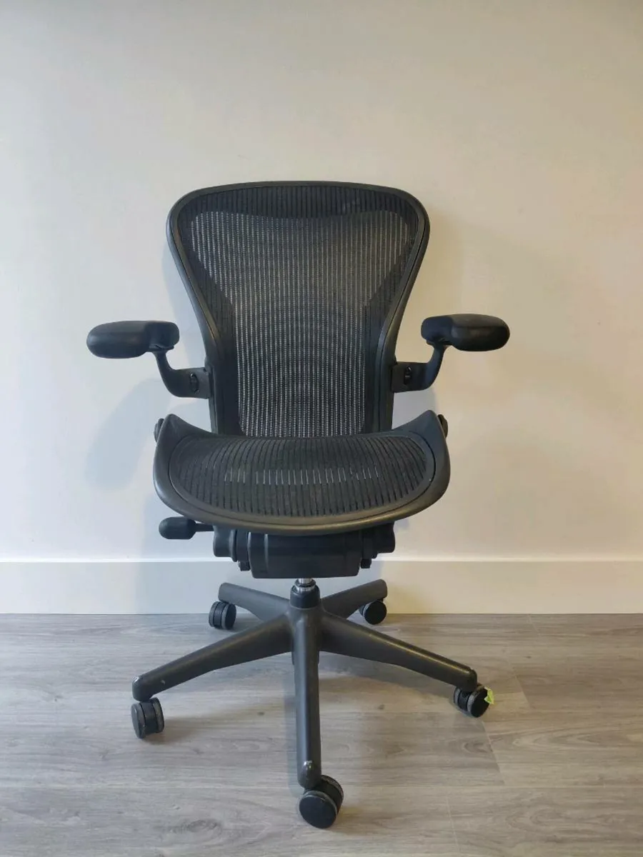 Herman Miller Aeron Office Chair – Size B (medium) - Image 1