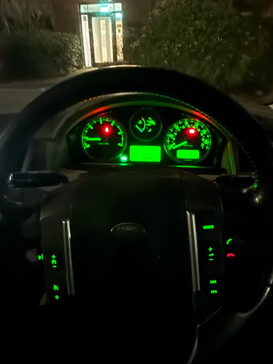 Range Rover - Image 4