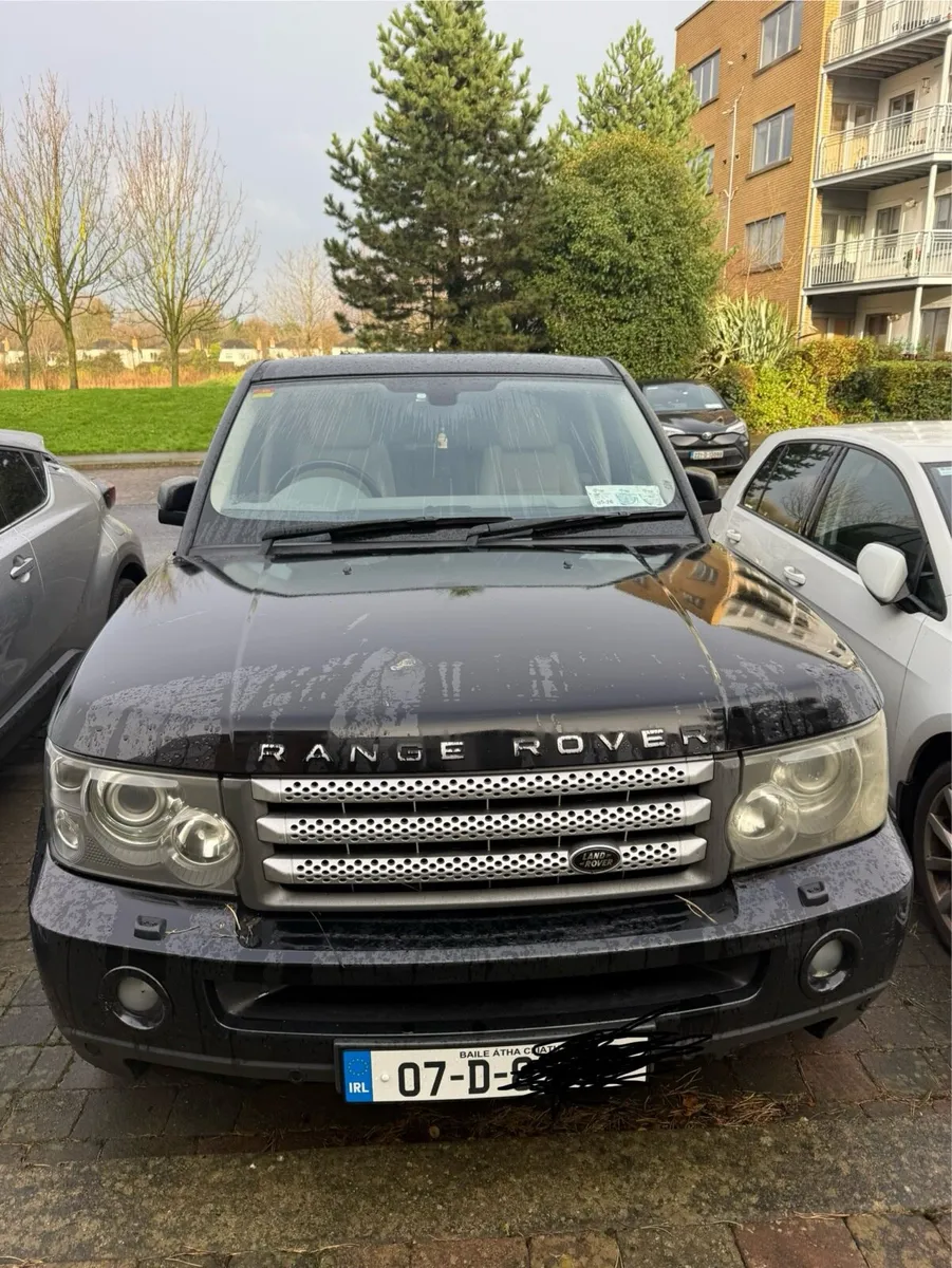 Range Rover - Image 1