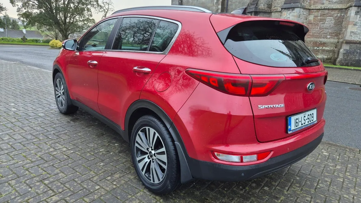 16 Kia Sportage - Image 2