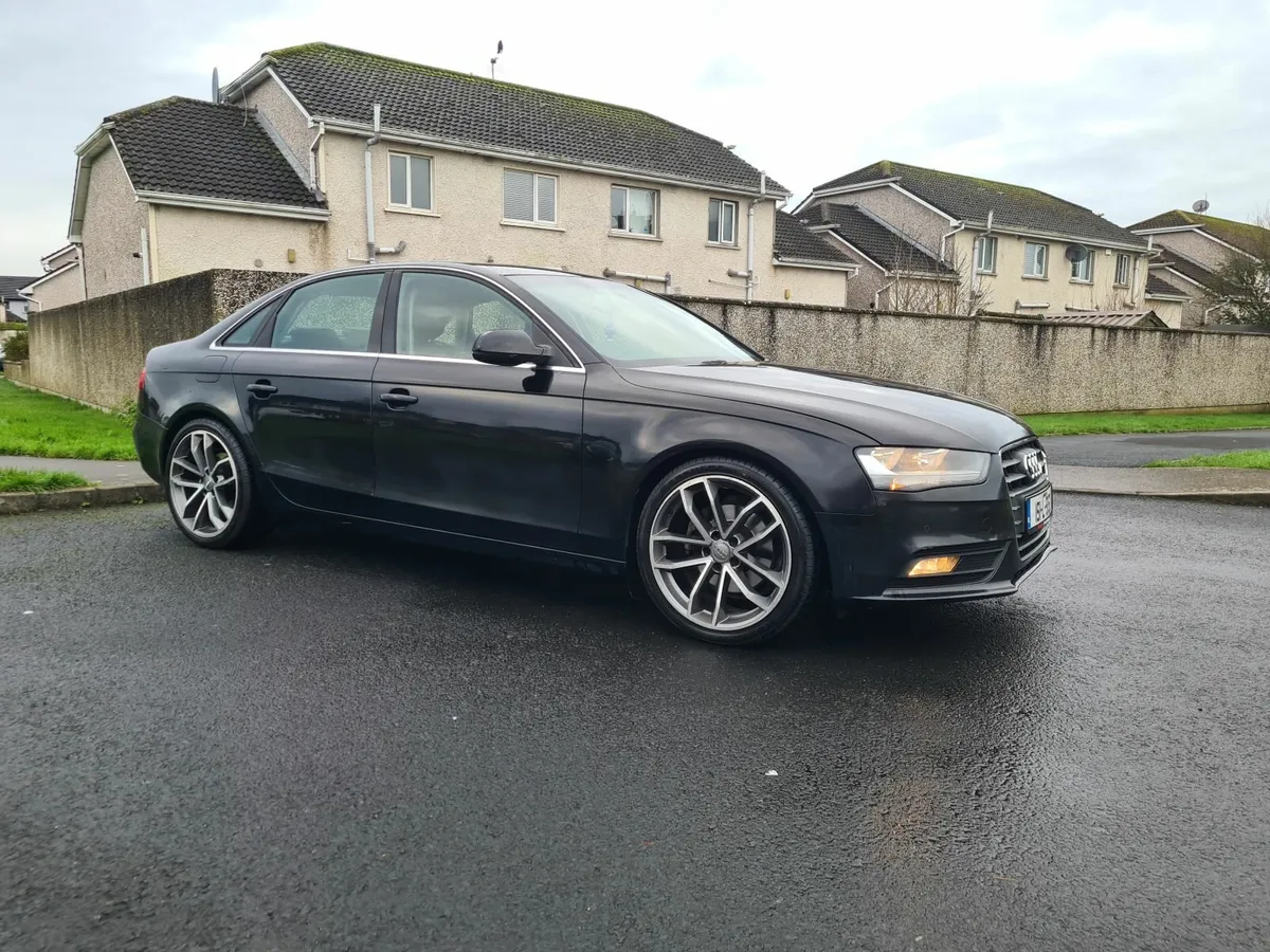 Audi A4 2015 - Image 4