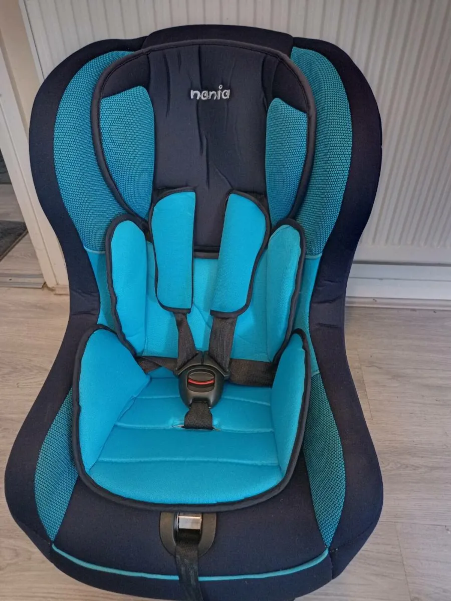 Nania isofix kids car seat. - Image 1