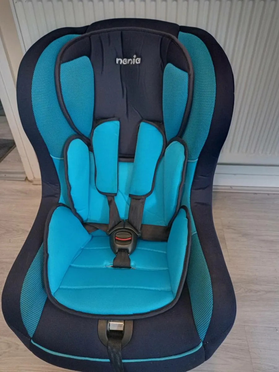 Nania isofix kids car seat. - Image 2