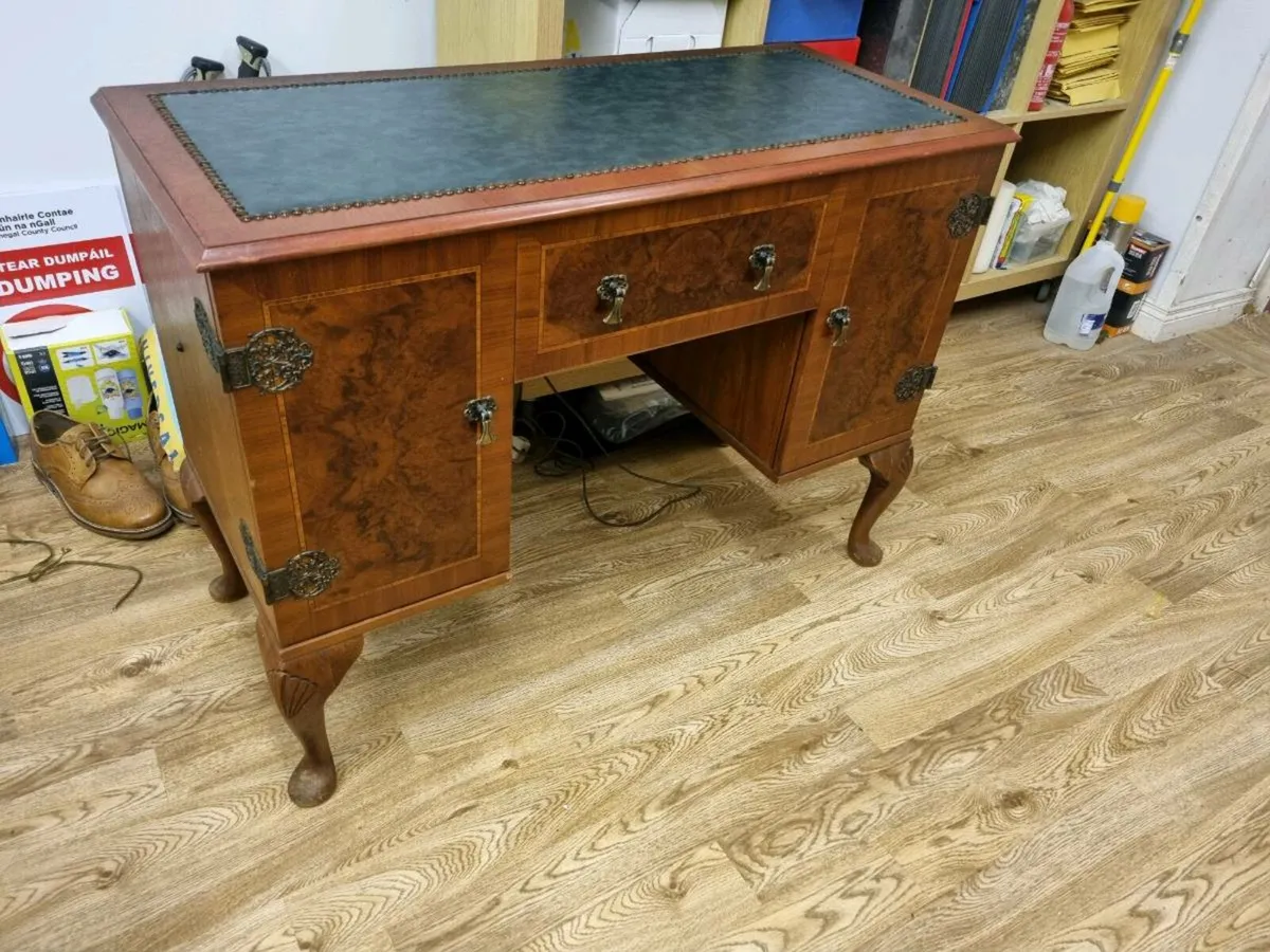 Vintage Dynatron Radiogram Desk - Image 4