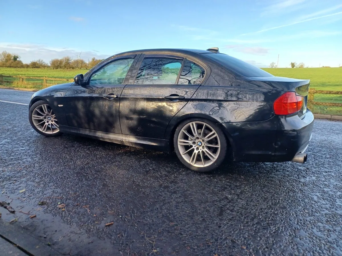 BMW 3 series 318d M-Sport - Image 2