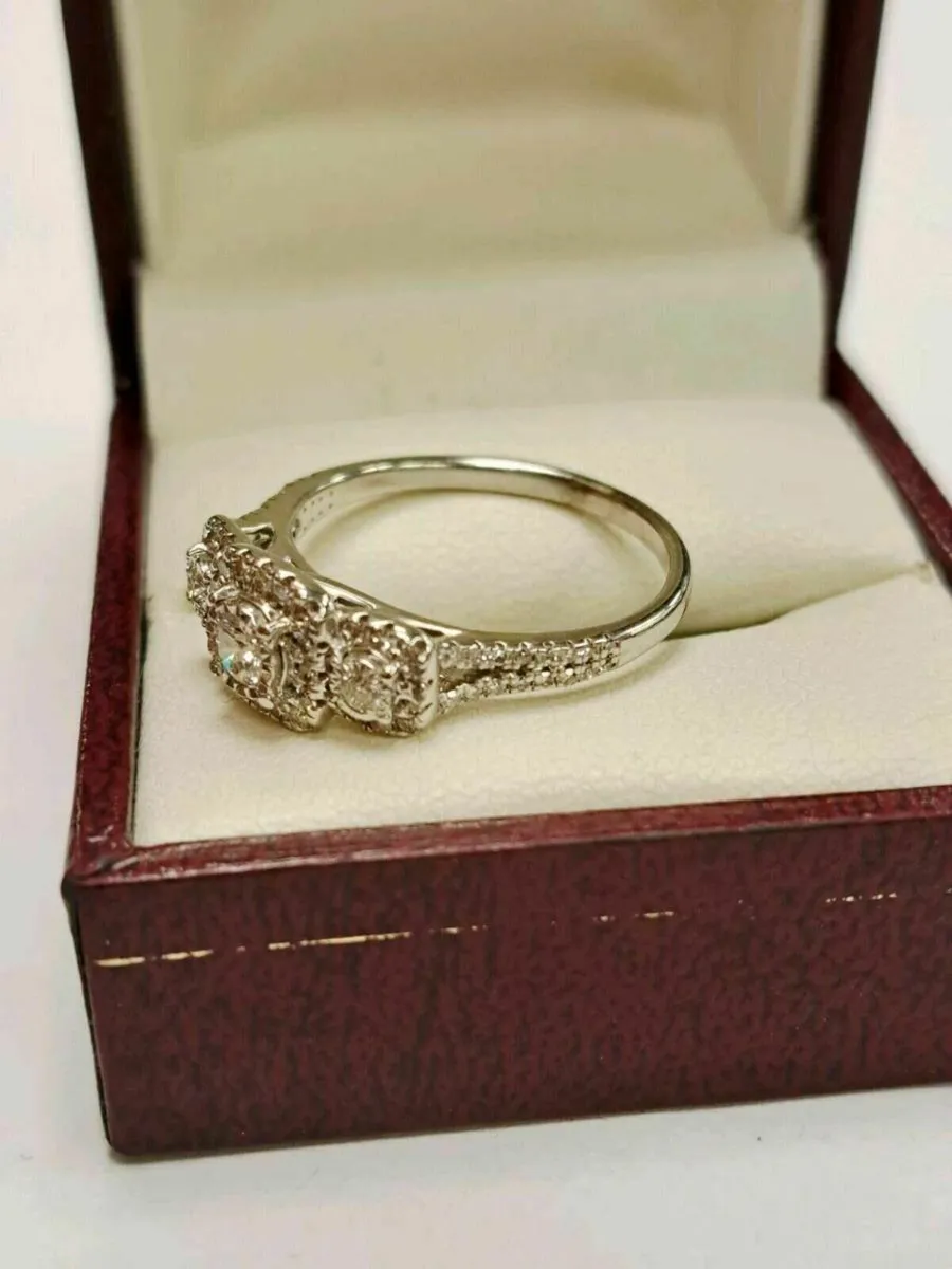 9K White Gold Diamond Ring 9CT - Image 4