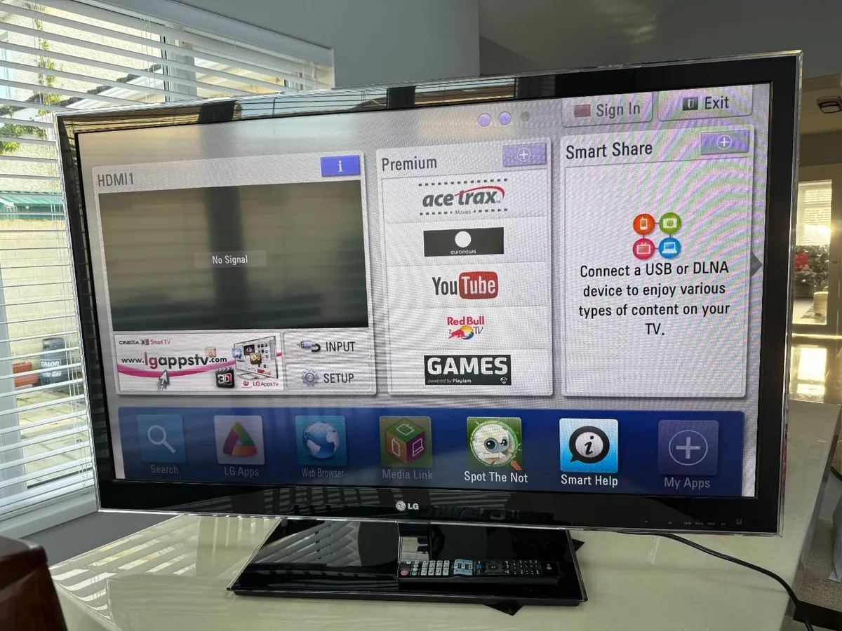 LG Full HD Passive 3D TV - Image 1