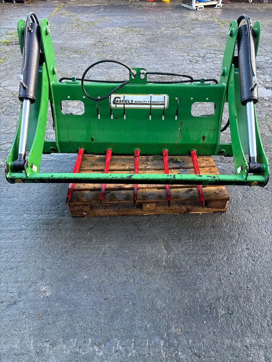 Bale shear - Image 2