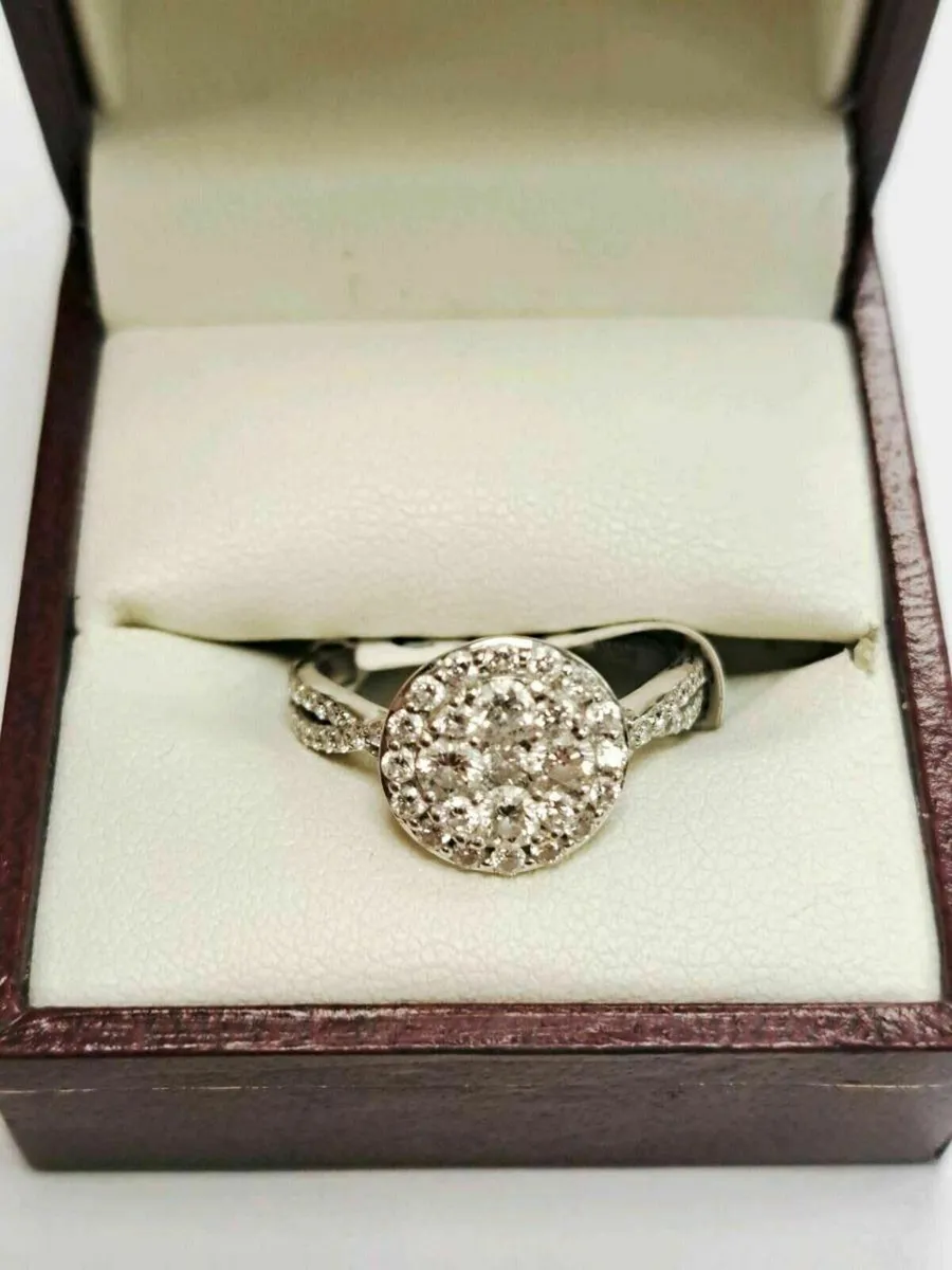 18K White Gold Diamond Ring 18CT - Image 1
