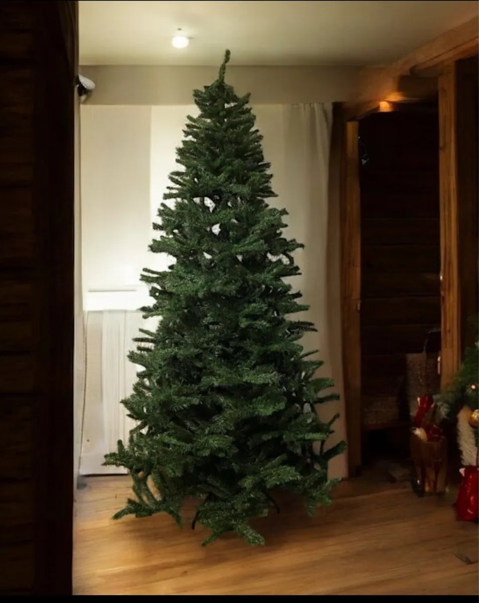 Christmas tree 8ft& 6ft - Image 1