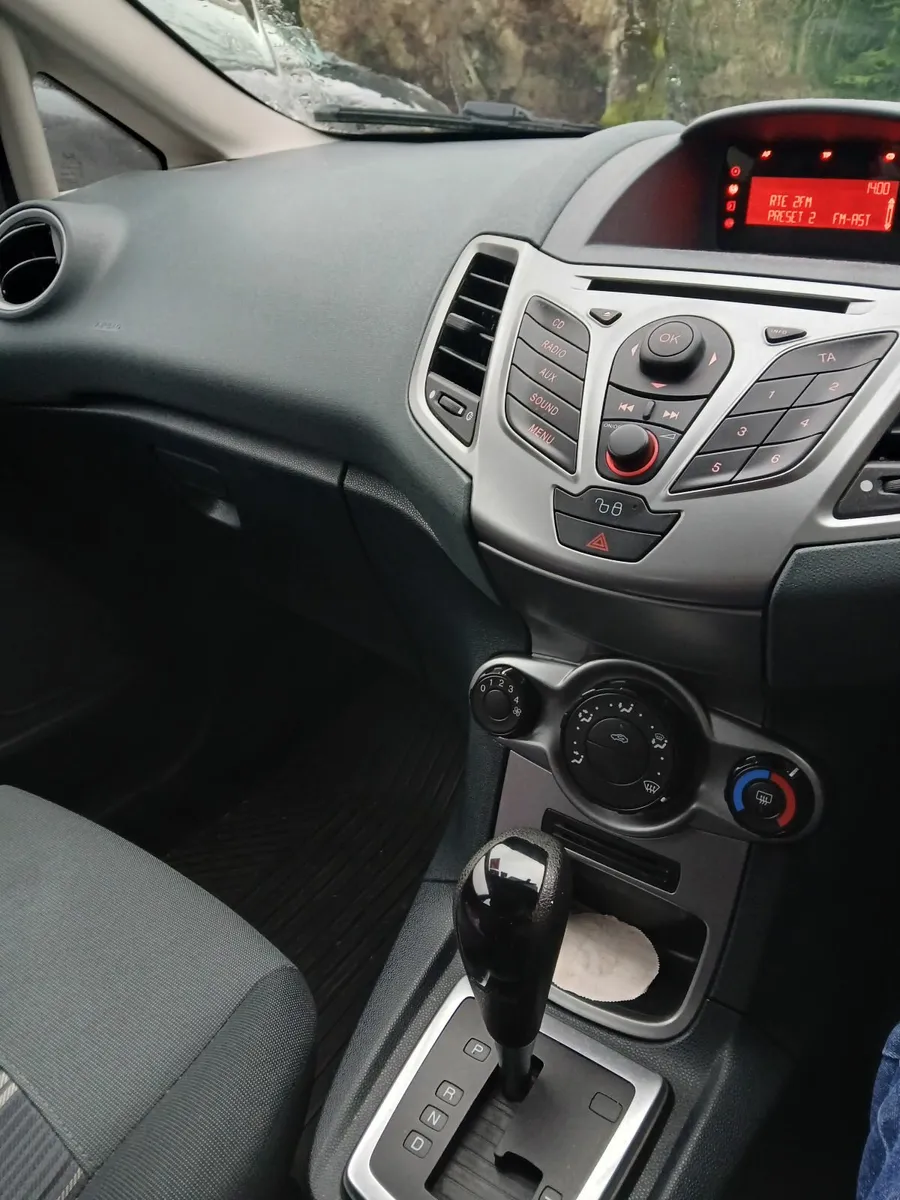 Ford Fiesta 2009 - Image 3