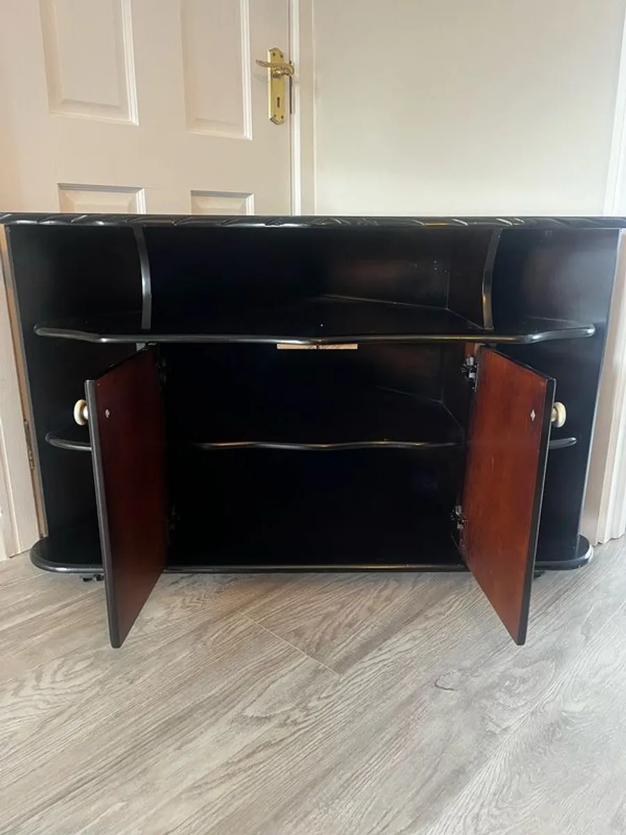 TV unit - Image 2