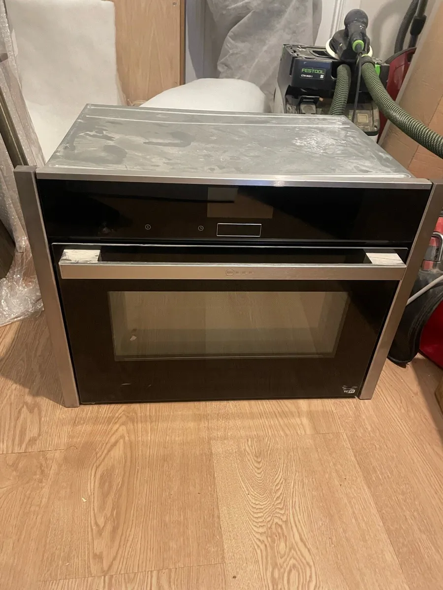 Neff C17MR02N0B built-in compact oven - Image 1
