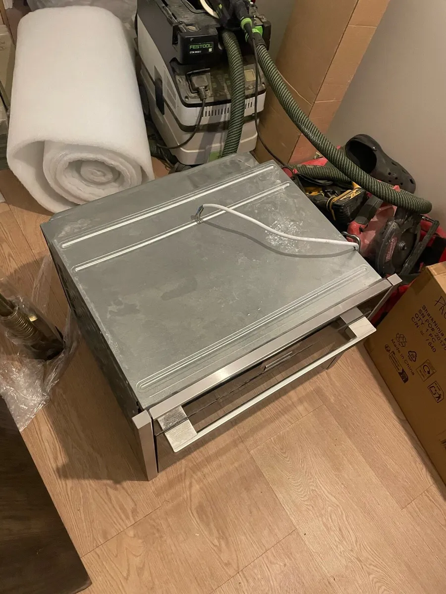 Neff C17MR02N0B built-in compact oven - Image 3