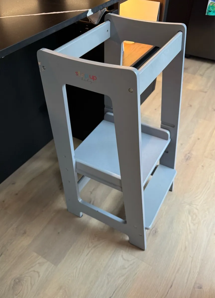 Step Up Toddler Kitchen Step - Image 1