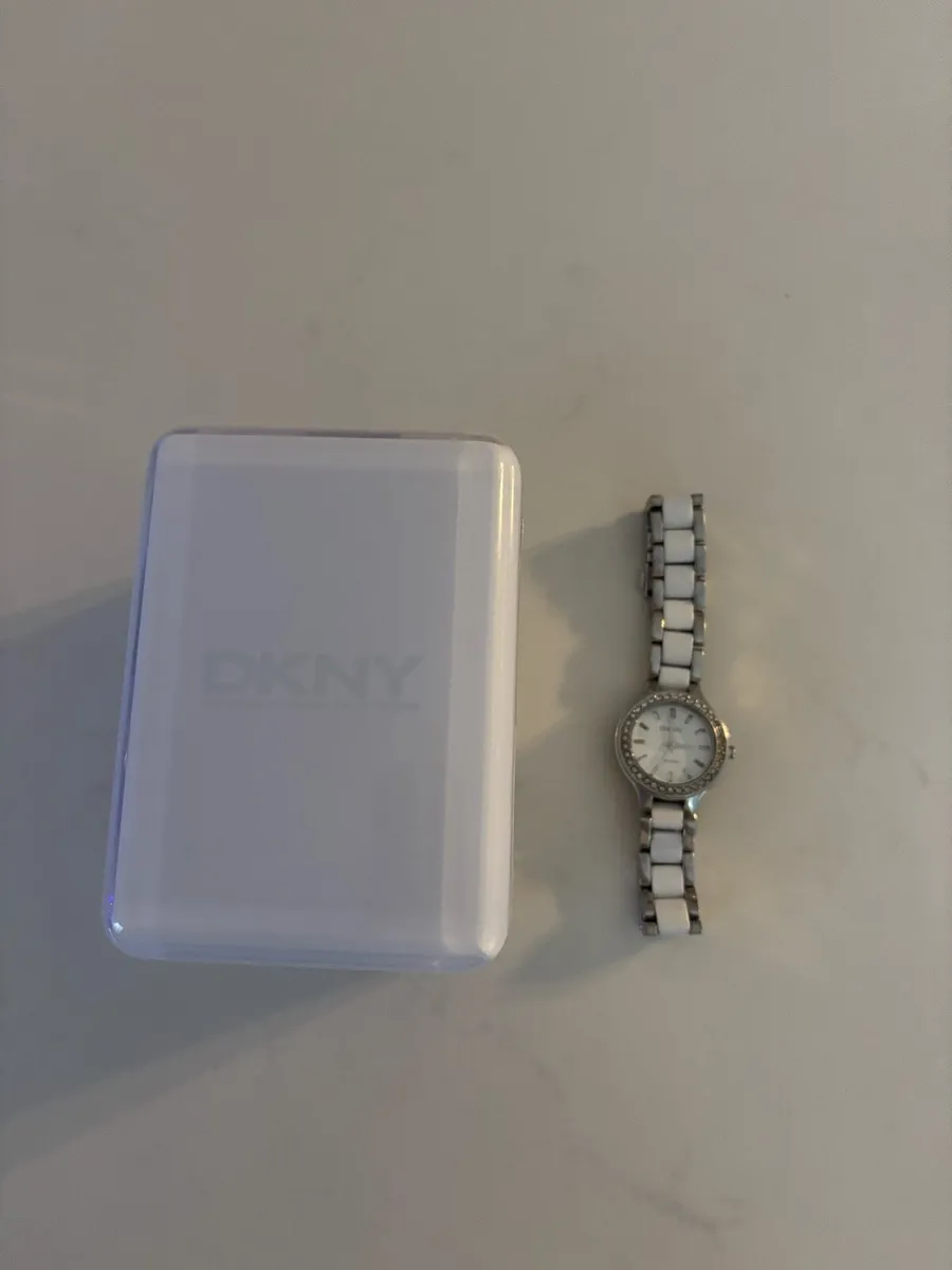 DKNY ladies watch - Image 4