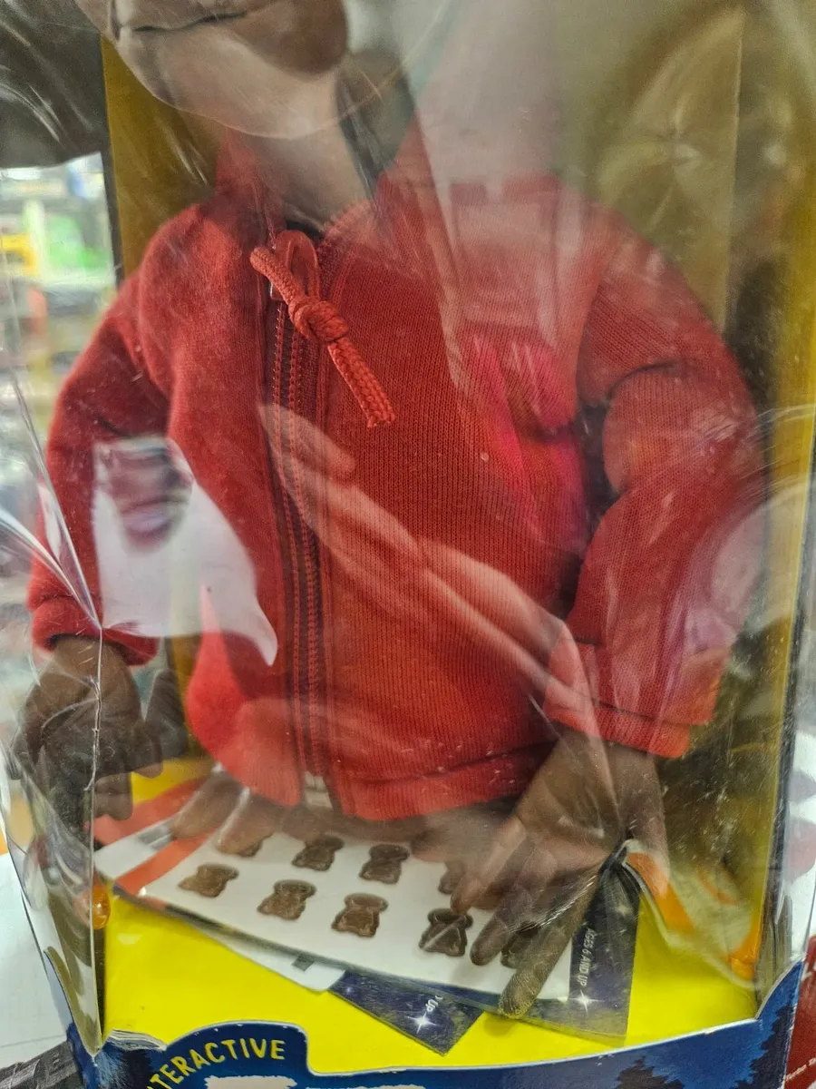 ET The Extra Terrestrial Figure - Image 3