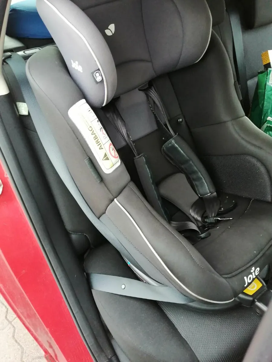 Joie carseat - Image 1