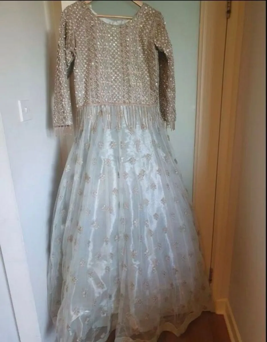 Party wear dress - Image 2