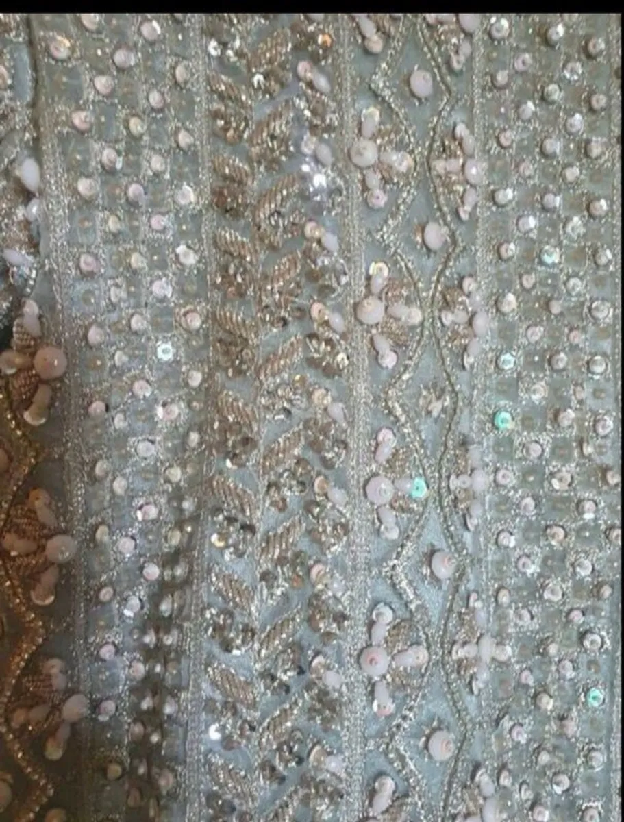 Party wear dress - Image 3