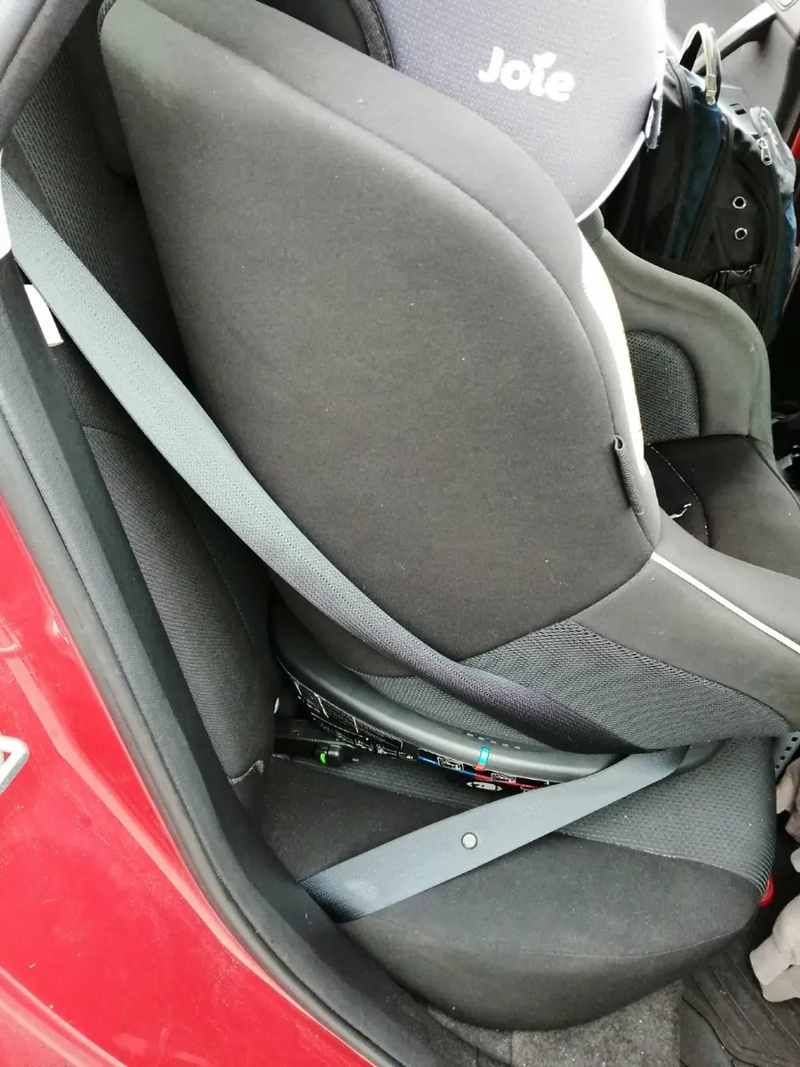 Joie carseat - Image 4