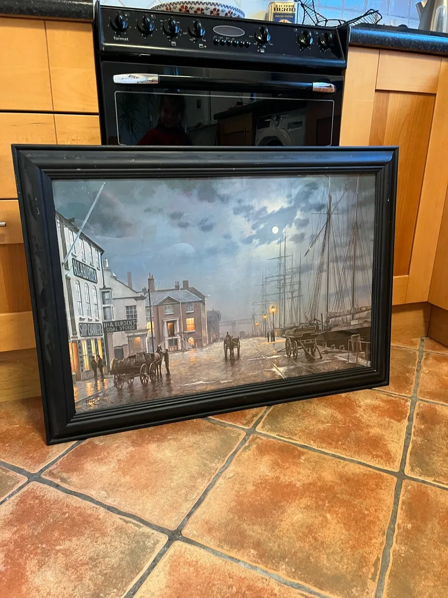 Picture frames - Image 1