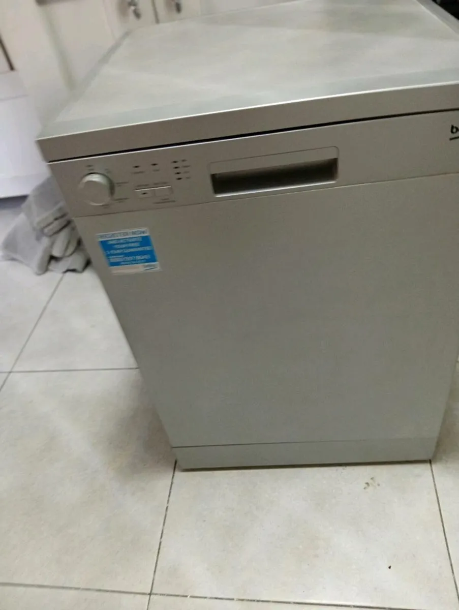 Dishwasher - Image 1