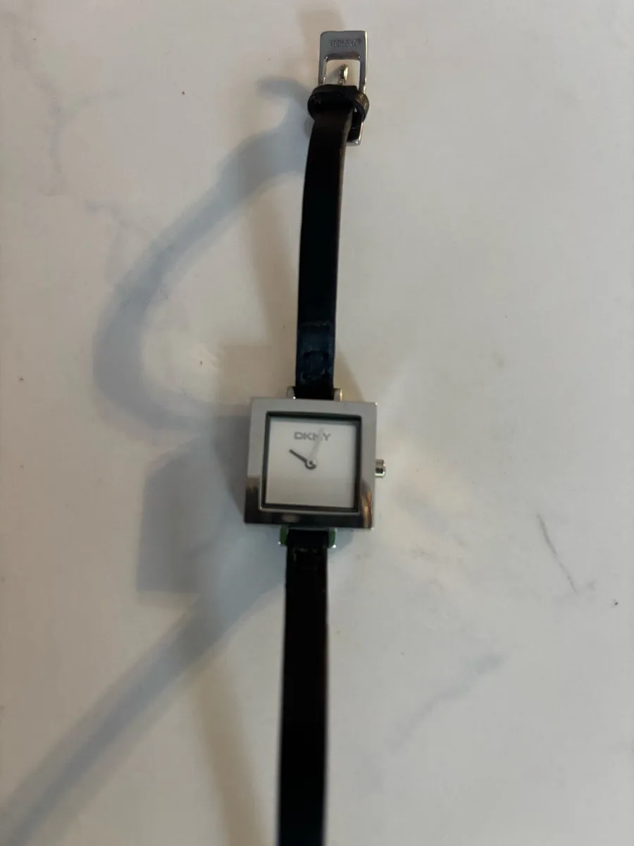 DKNY ladies watch - Image 2