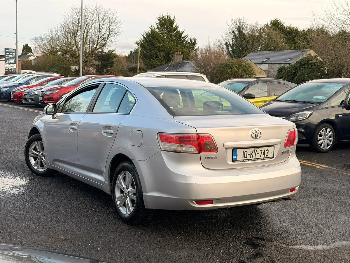 Toyota Avensis 2010 - Image 3